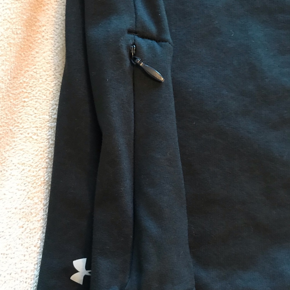 Under armor pullover - Picture 7 of 7